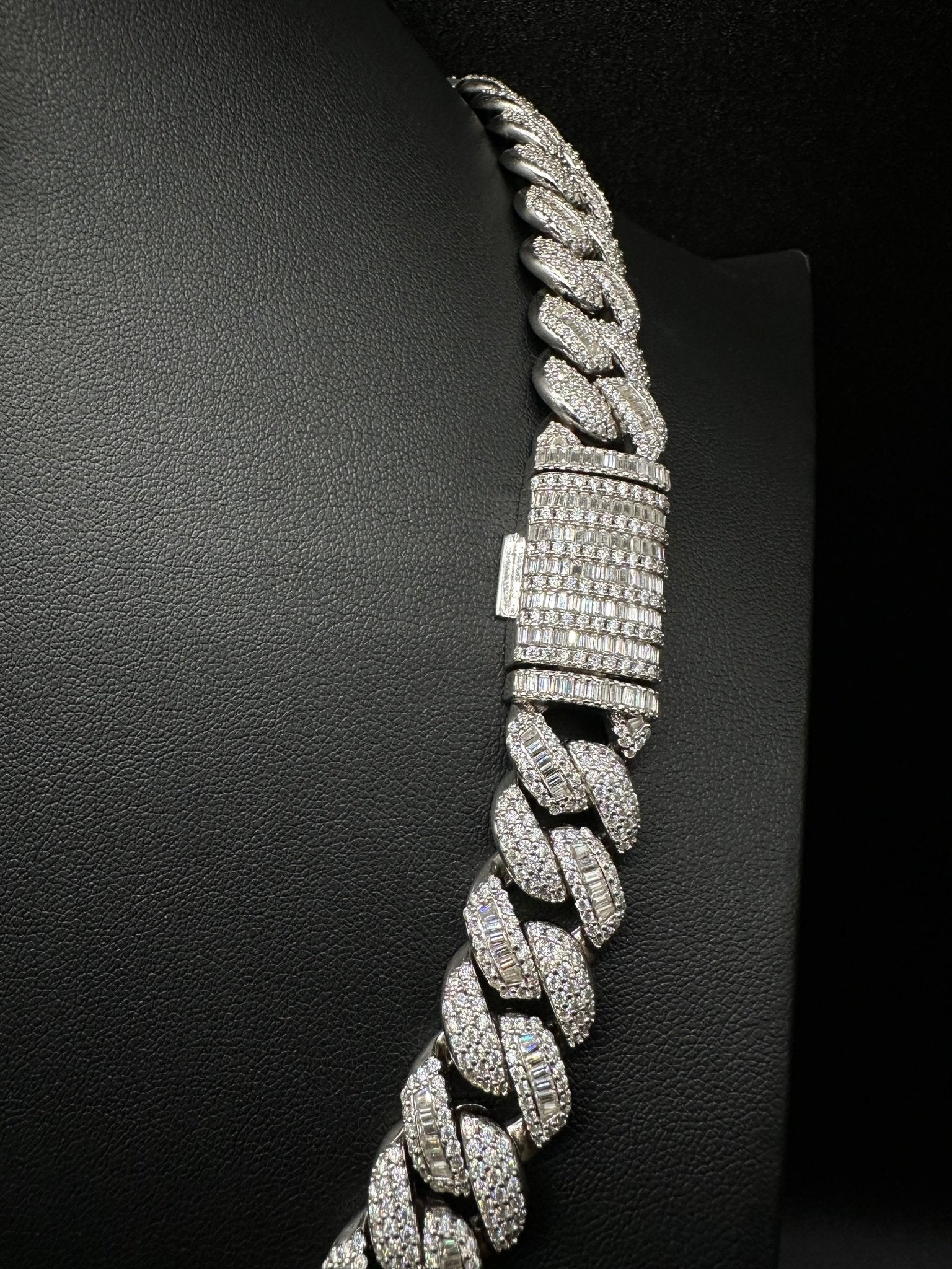 15MM Baguette and Round Moissanite Cuban Chain