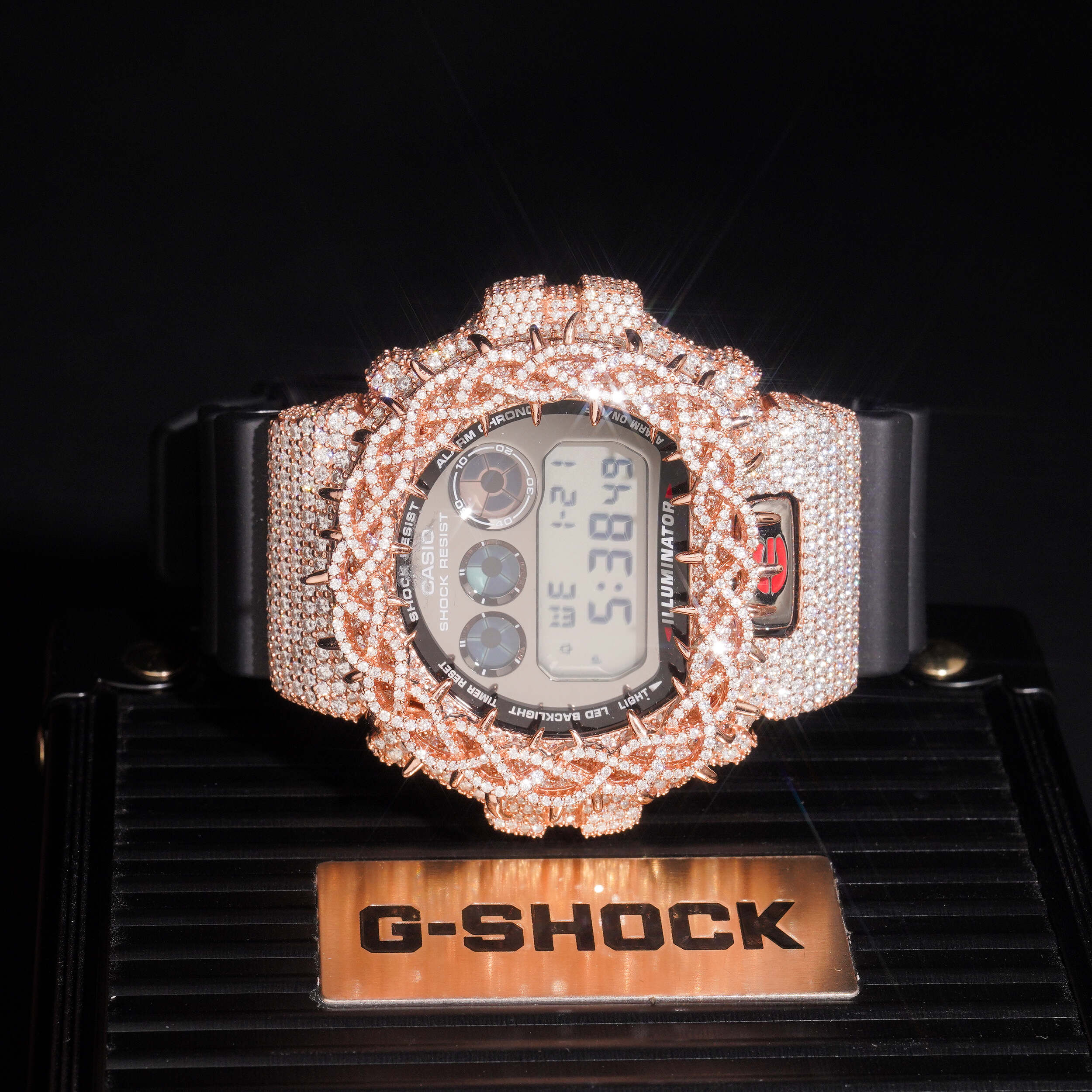 Throns Wire Link Moissanite Diamond Watch G SHOCK detail - The Real Jewelry Company