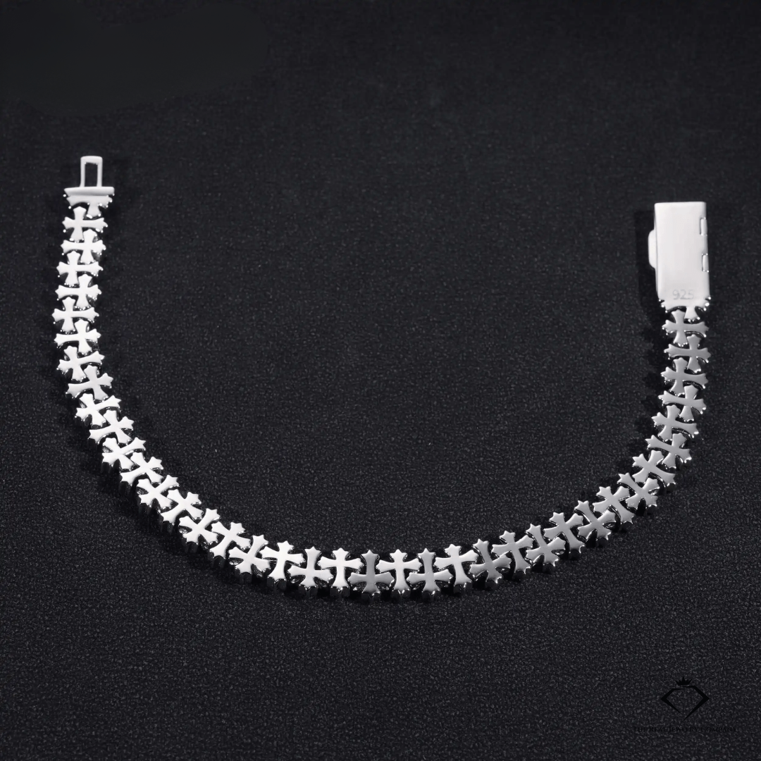 Cuban Crossfire – 925 Silver VVS Moissanite Cuban Link Cross Bracelet