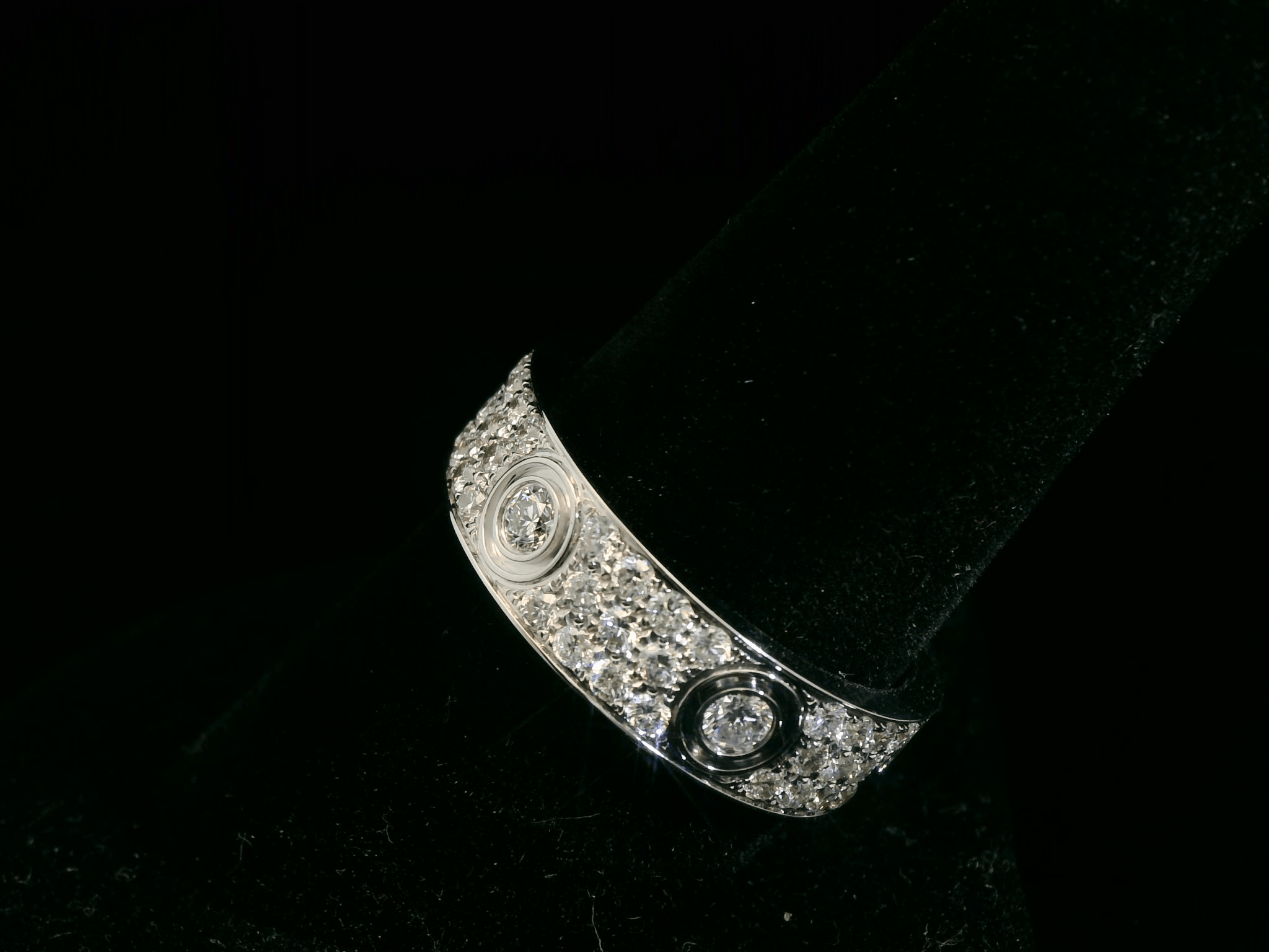 Diamond Lovers Ring