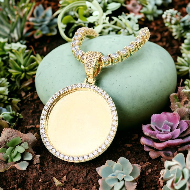 Diamond Memory Photo Frame Pendant