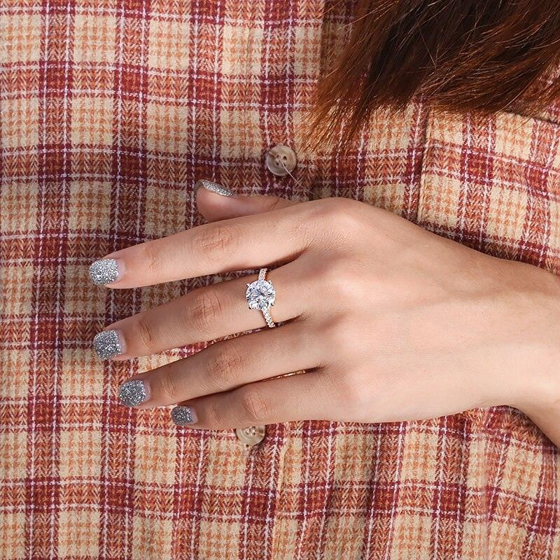 4CT Center Round Cut Brillant Moissanite Solid 10K Gold Ring - The Real Jewelry CompanyThe Real Jewelry CompanyRings