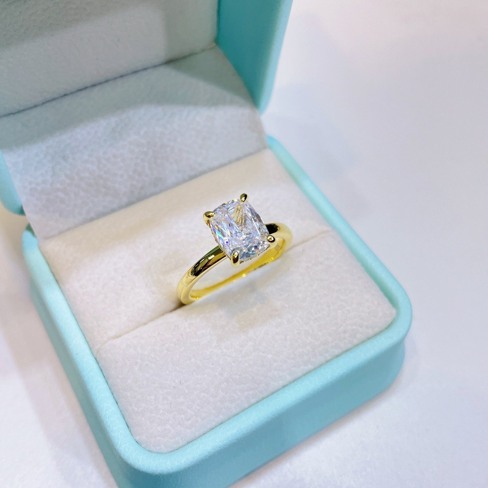 Moissanite Engagement Rings - The Real Jewelry Company
