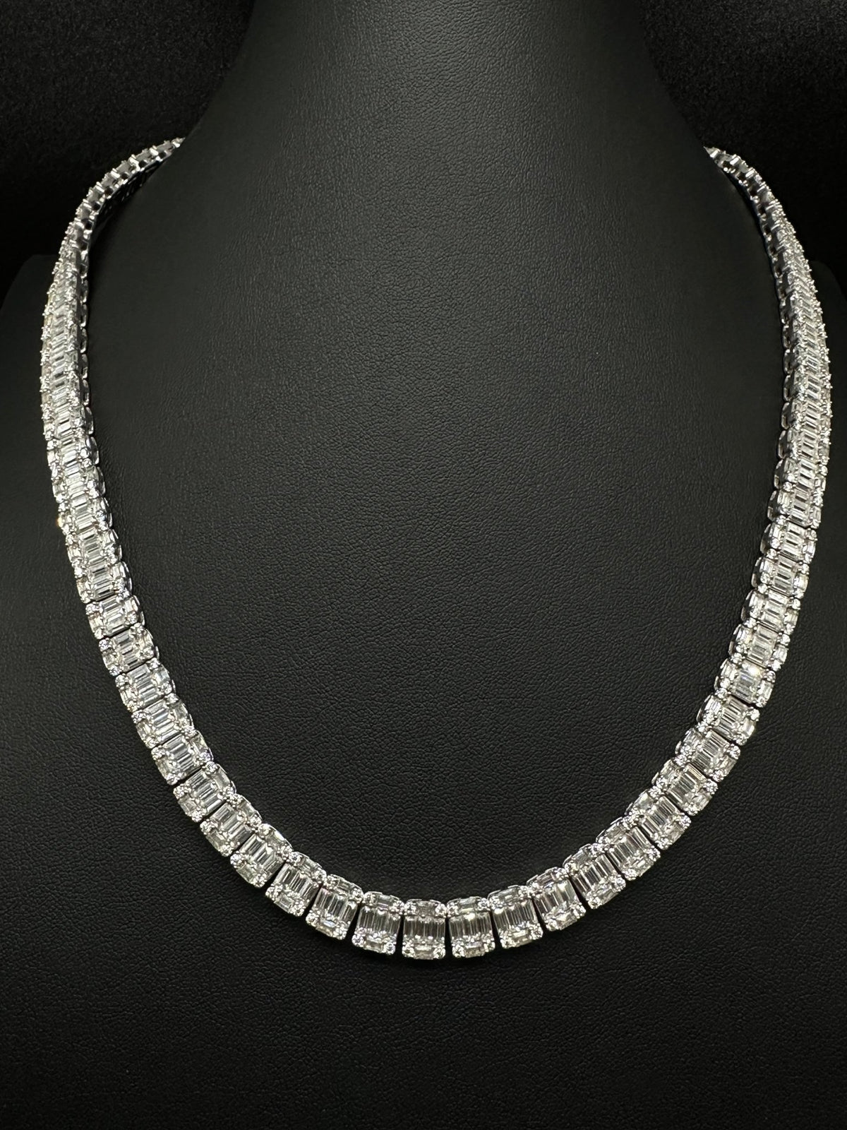 10mm Baguette Moissanite Tennis Chain (V2) - The Real Jewelry CompanyThe Real Jewelry CompanyNecklaces