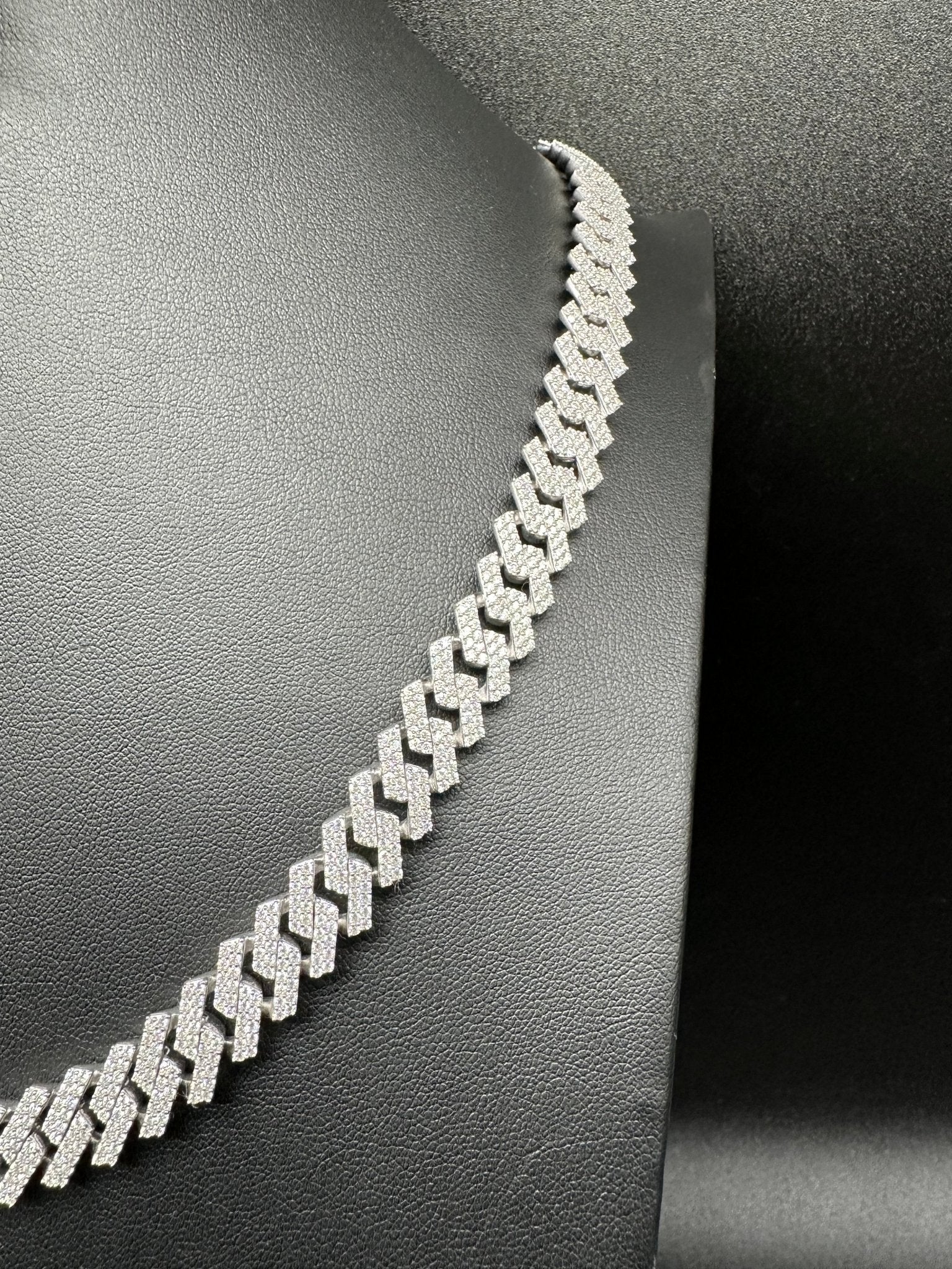 11mm Moissanite Cuban Chain - The Real Jewelry CompanyThe Real Jewelry CompanyNecklaces