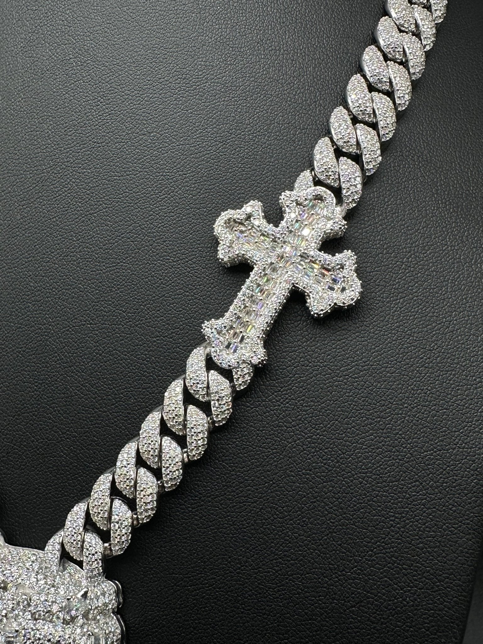 12mm Moissanite Cuban Chain and Jesus Piece Combo - The Real Jewelry CompanyThe Real Jewelry CompanyNecklaces