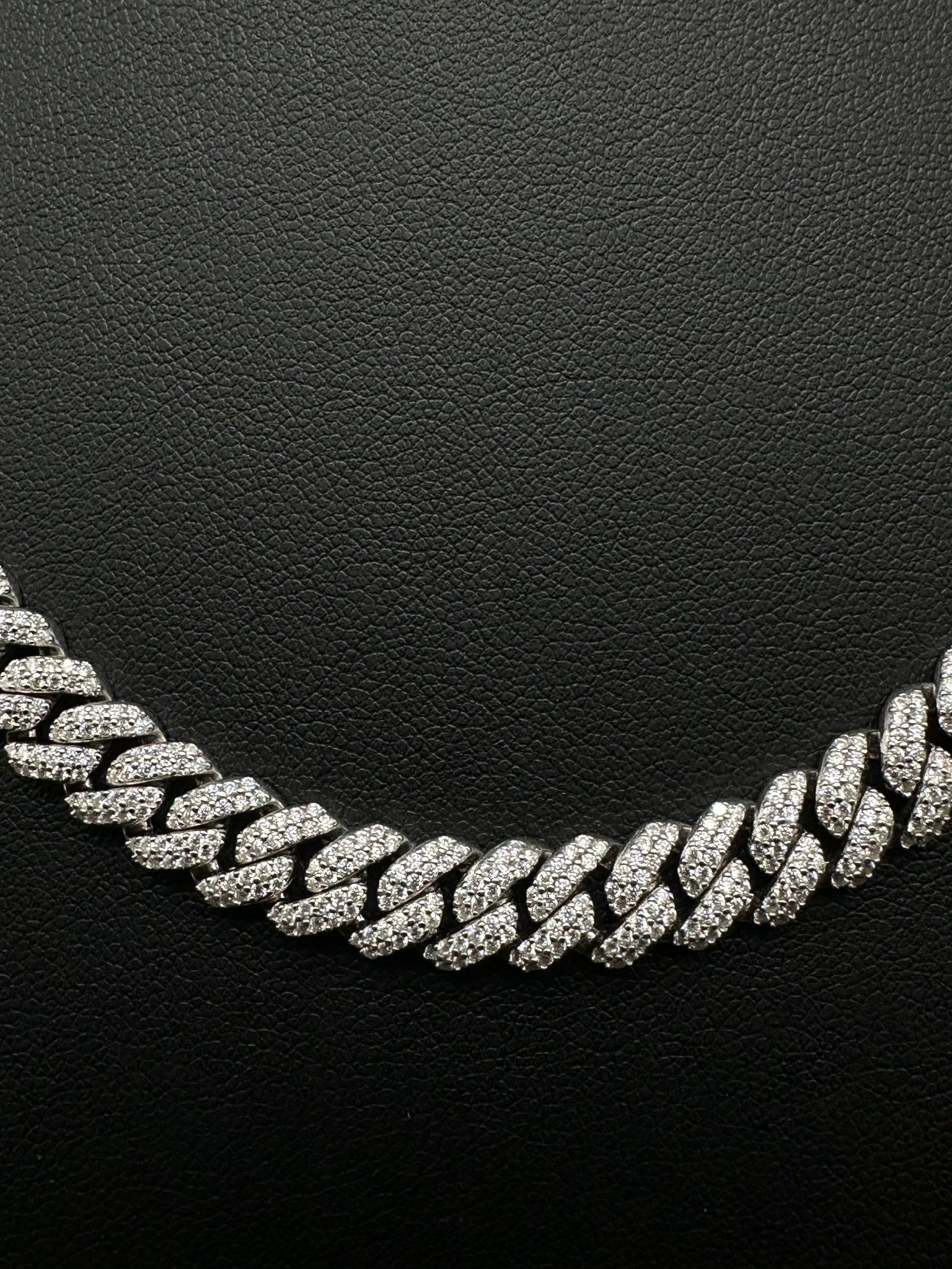 8mm Moissanite Cuban Chain - The Real Jewelry CompanyRoyal Chain GroupNecklaces