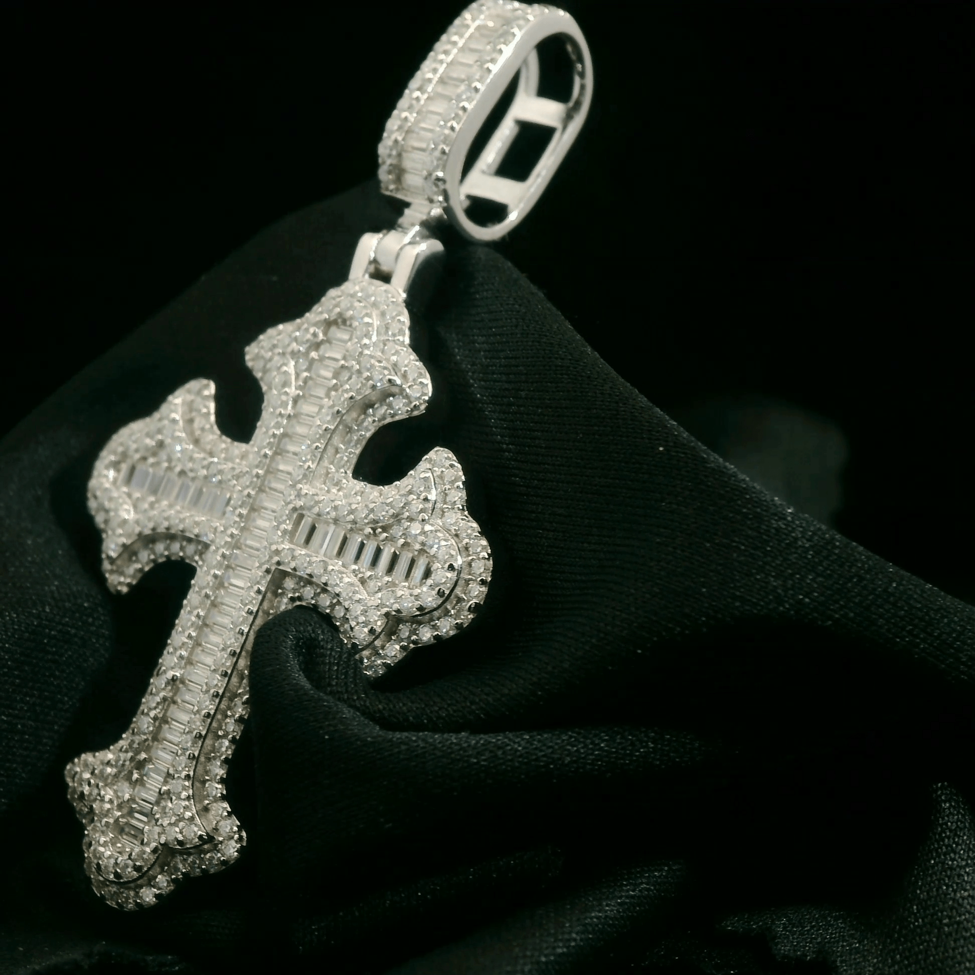 925 Silver Baguette - Cut Moissanite Cross Pendant – Fits 10mm Cuban Chain or Smaller - The Real Jewelry CompanyThe Real Jewelry CompanyCharms & Pendants