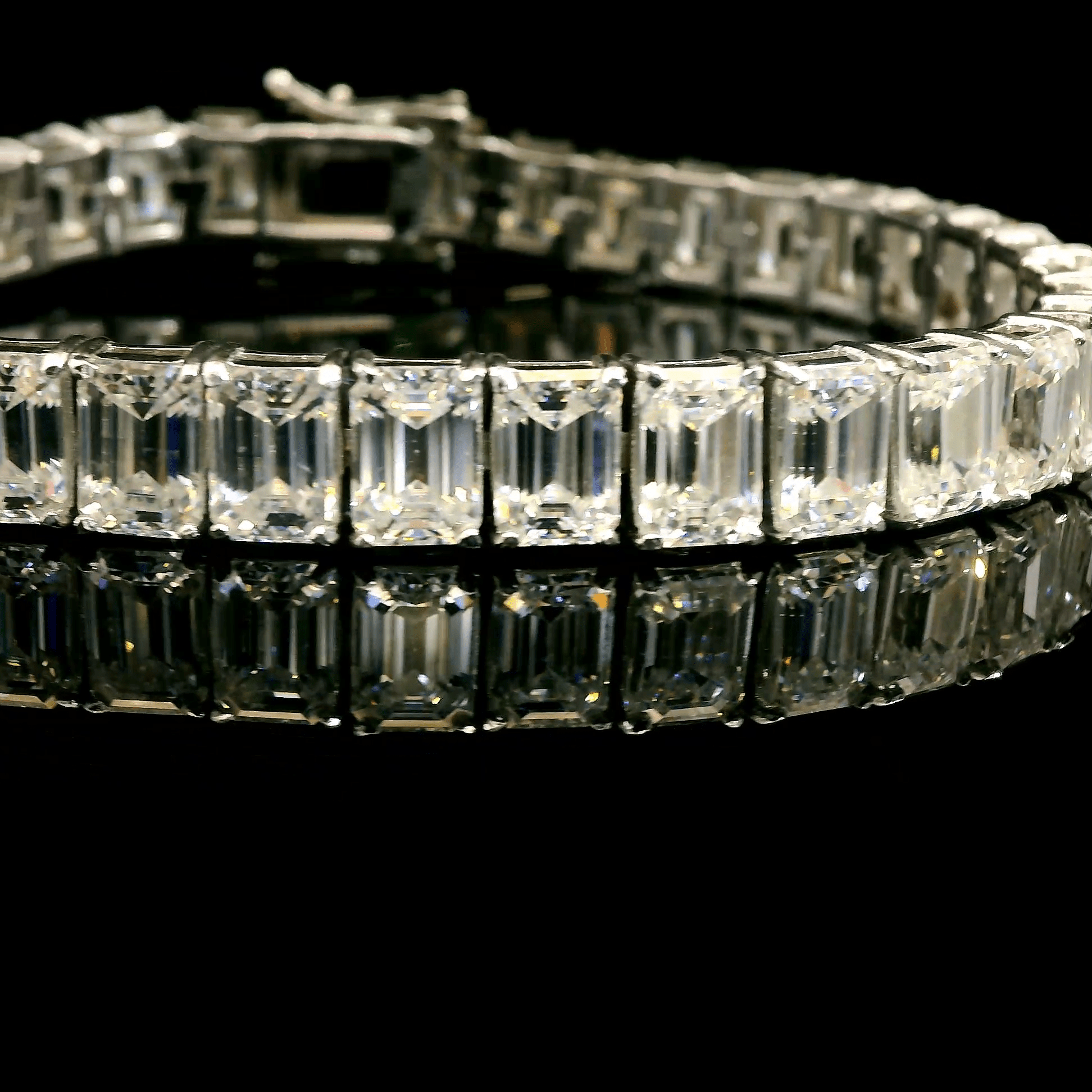 Emerald Cut Moissanite Tennis Bracelet (STOCK) - The Real Jewelry CompanyThe Real Jewelry CompanyBracelets