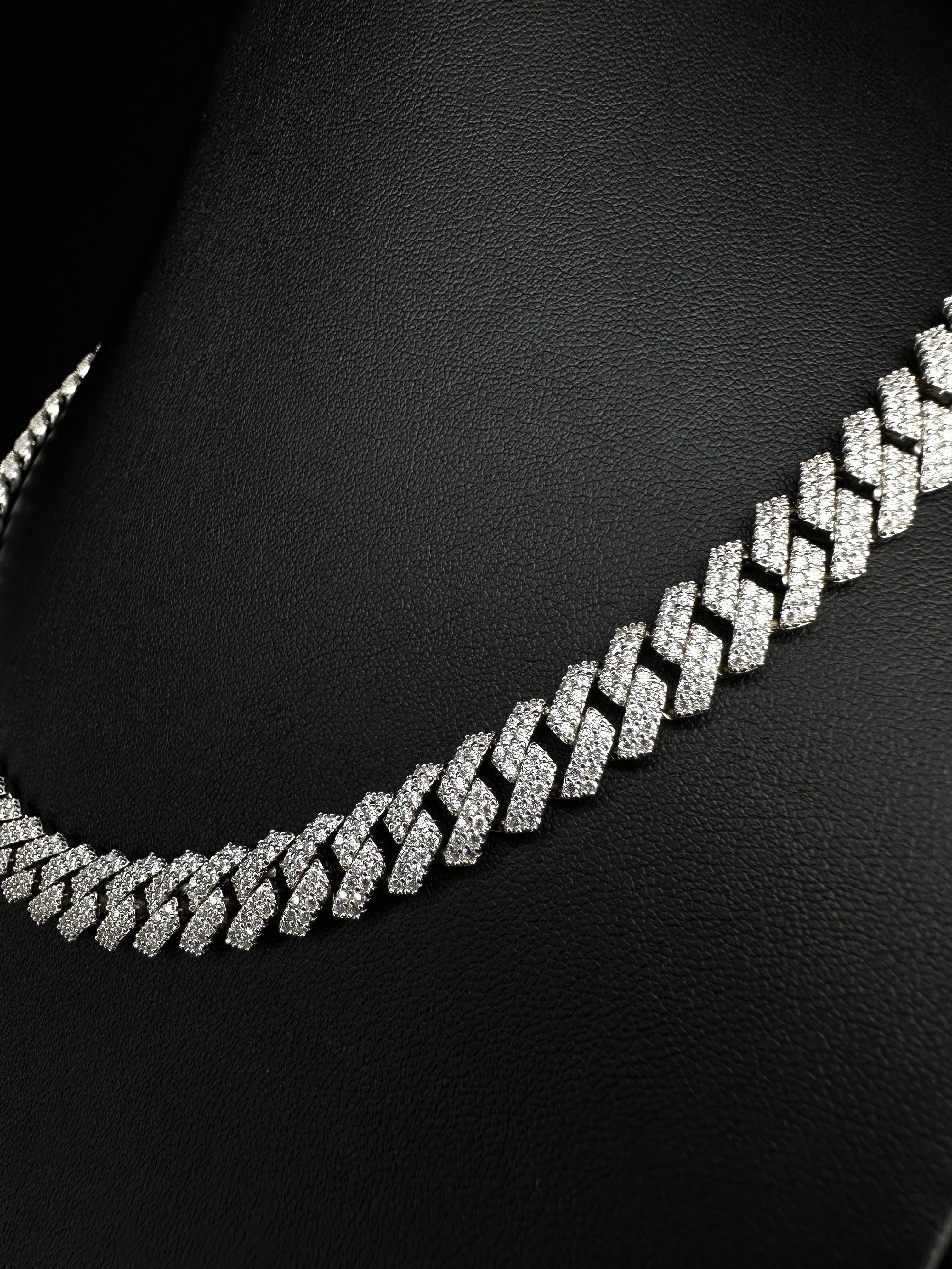 10mm Moissanite Prong Cuban Link Chain