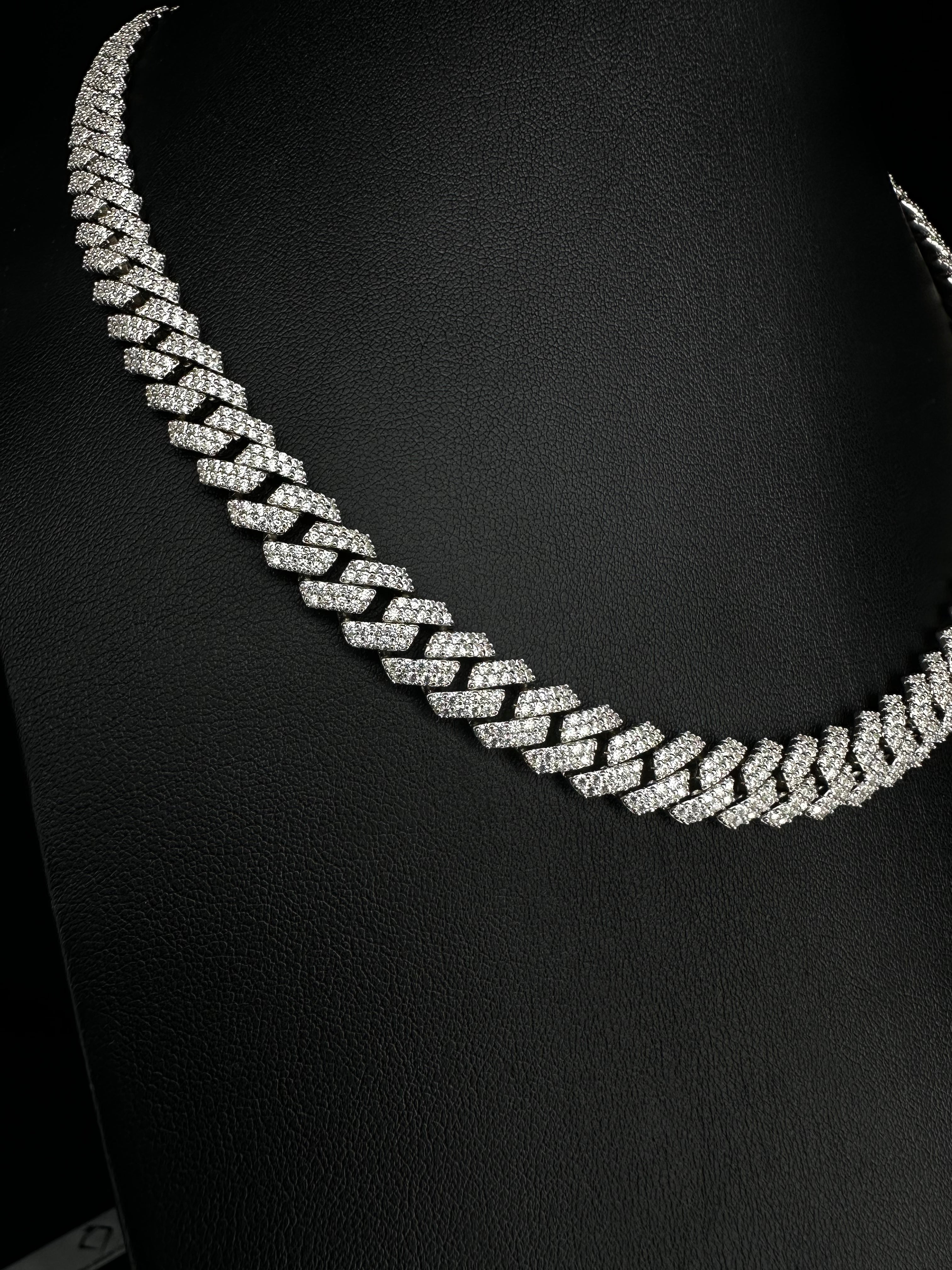 10mm Moissanite Prong Cuban Link Chain