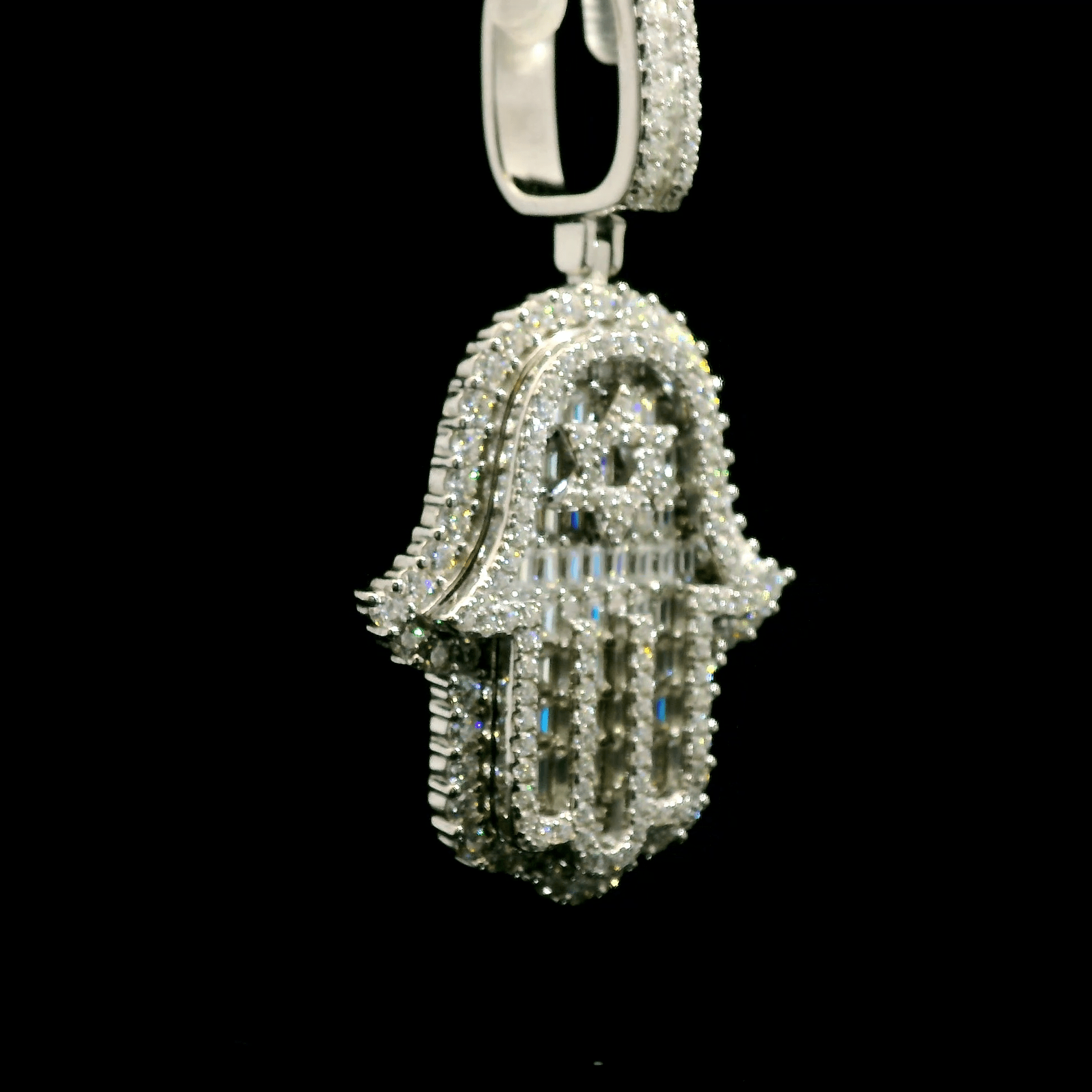 Moissanite Hamsa Pendant - The Real Jewelry CompanyThe Real Jewelry CompanyPendants