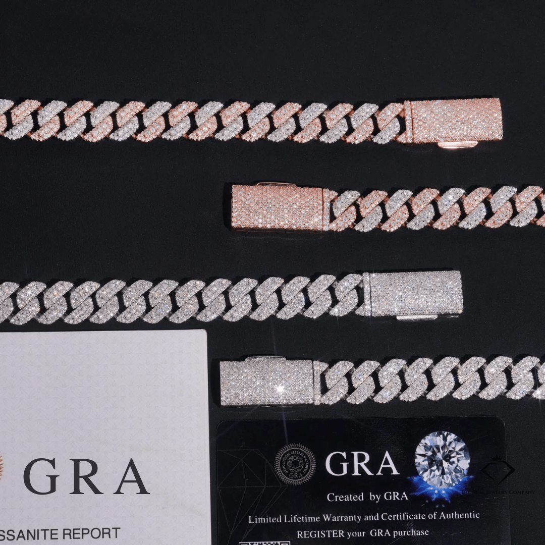 Royal Frost – 13MM Solid 925 Moissanite Cuban Chain