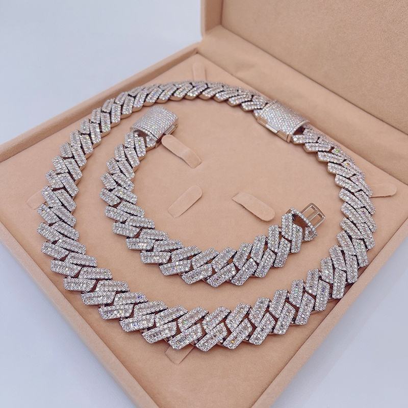 18MM Baguette Moissanite Cuban Bracelet - The Real Jewelry CompanyThe Real Jewelry CompanyBracelets