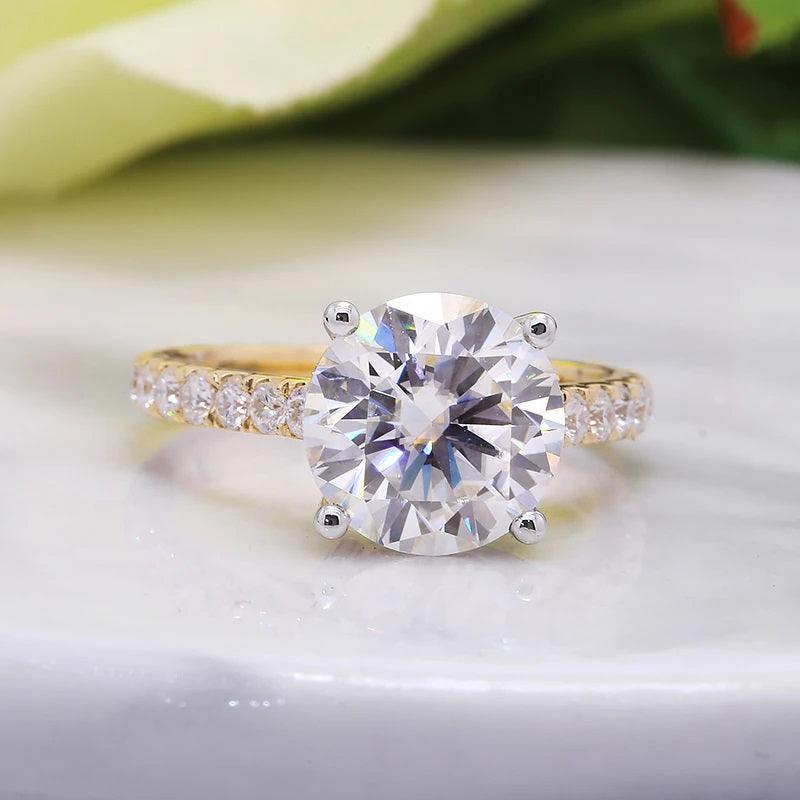 4CT Center Round Cut Brillant Moissanite Solid 10K Gold Ring - The Real Jewelry CompanyThe Real Jewelry CompanyRings