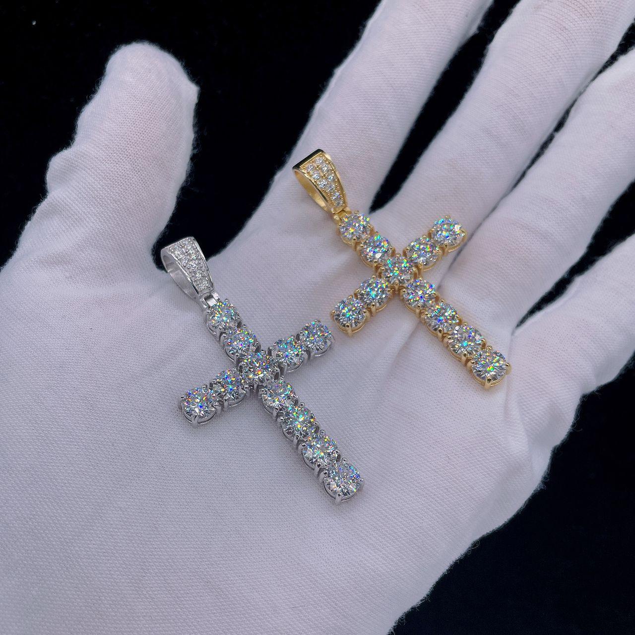 Moissanite Cross Pendant - The Real Jewelry CompanyThe Real Jewelry CompanyCharms & Pendants